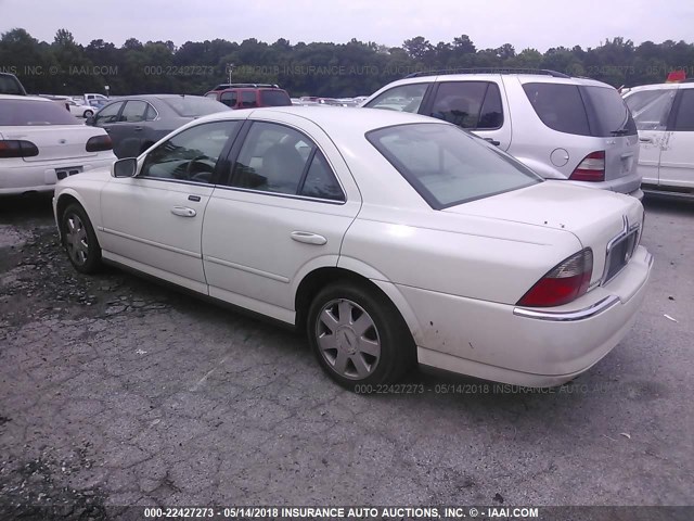 1LNHM86S03Y664895 - 2003 LINCOLN LS 白色 照片 3