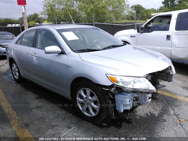 4T4BF3EK5BR175358 - 2011 TOYOTA CAMRY SE/LE/XLE SILVER photo 1