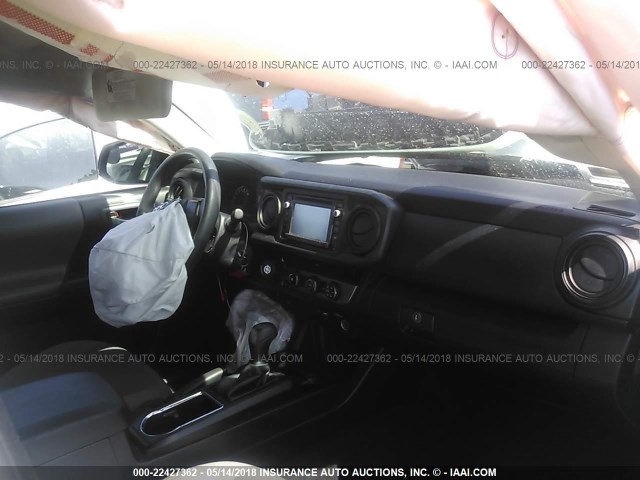 5TFRX5GNXHX098555 - 2017 TOYOTA TACOMA ACCESS CAB/SR/SR5 WHITE photo 5