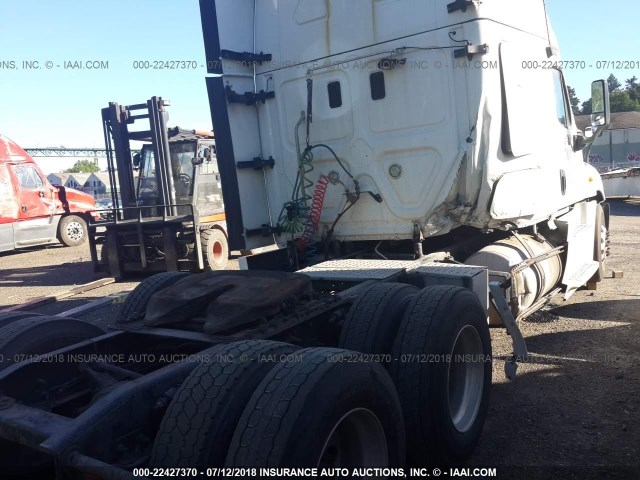 1FUJGLDR5DSBV4154 - 2013 FREIGHTLINER CASCADIA 125  WHITE photo 4