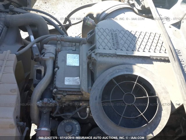 1FUJGLDR5DSBV4154 - 2013 FREIGHTLINER CASCADIA 125  WHITE photo 9