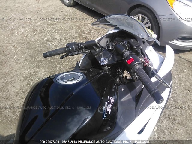 JKAEX8A14EA004796 - 2014 KAWASAKI EX300 A WHITE photo 5