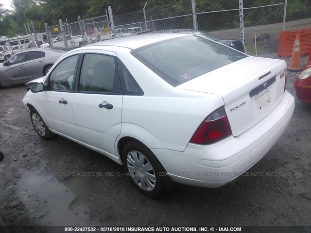 1FAFP34N77W119495 - 2007 FORD FOCUS ZX4/S/SE/SES 白色 照片 3