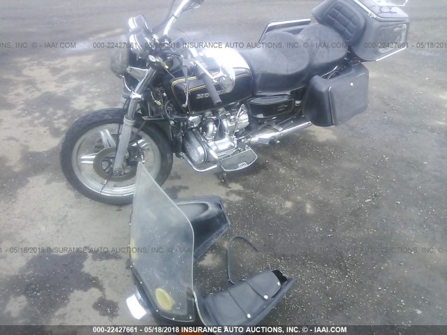 0000000GL14107466 - 1979 HONDA GL1100 BLACK photo 2