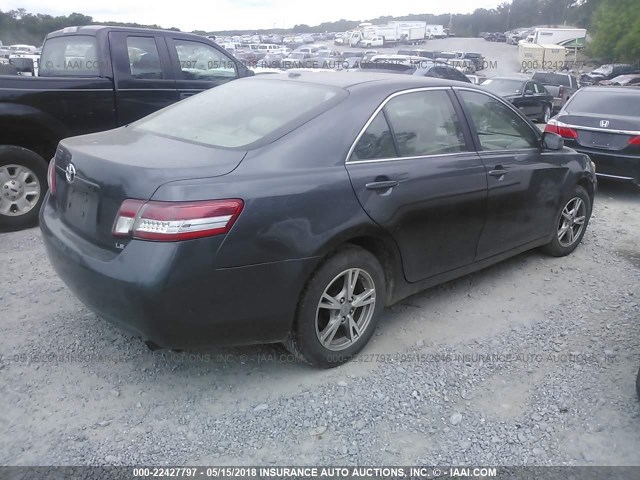 4T1BF3EK3AU040646 - 2010 TOYOTA CAMRY SE/LE/XLE GRAY photo 4