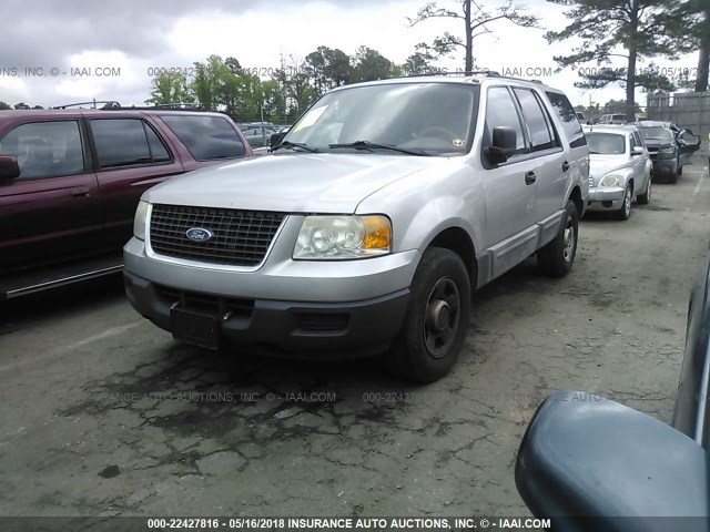 1FMRU13W04LB06174 - 2004 FORD EXPEDITION XLS SILVER photo 2