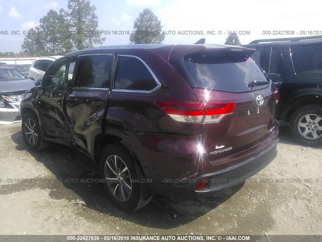 5TDJZRFH0JS489770 - 2018 TOYOTA HIGHLANDER SE/XLE MAROON photo 3