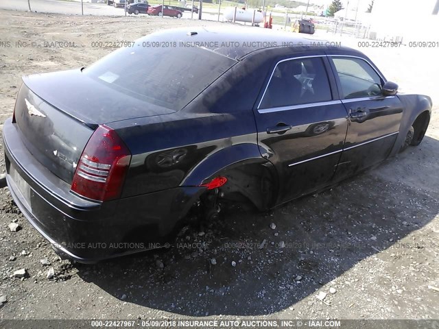 2C3KA73W56H496923 - 2006 CHRYSLER 300C SRT-8 BLACK photo 4