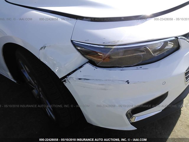 1G1ZH5SX7GF202079 - 2016 CHEVROLET MALIBU PREMIER 白色 照片 6
