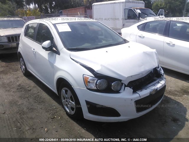 1G1JA6SH7C4130113 - 2012 CHEVROLET SONIC LS 白色 照片 1