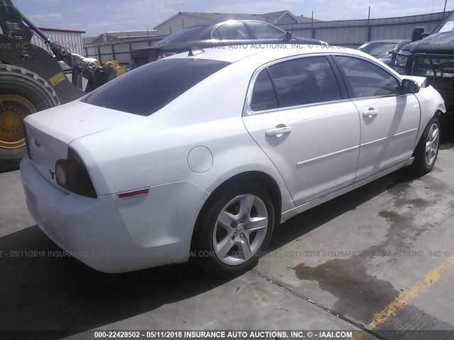 1G1ZB5E04CF329138 - 2012 CHEVROLET MALIBU LS 白色 照片 4