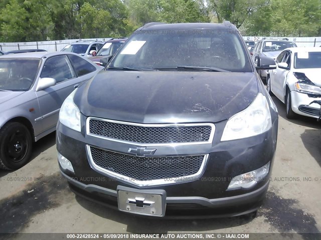 1GNLVGED0AJ262719 - 2010 CHEVROLET TRAVERSE LT BLACK photo 6