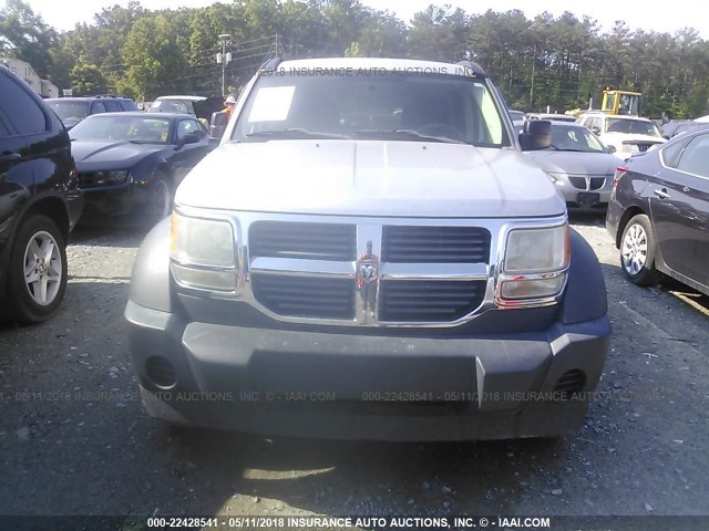 1D8GT28K47W619569 - 2007 DODGE NITRO SXT SILVER photo 6