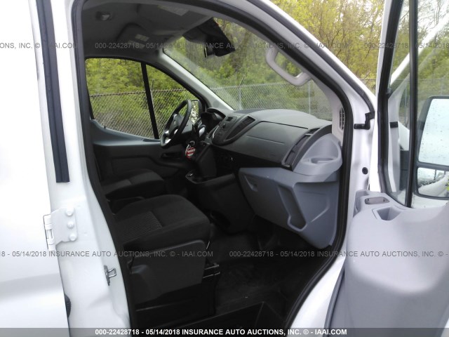 1FTYR1ZMXHKA78029 - 2017 FORD TRANSIT T-250 WHITE photo 5