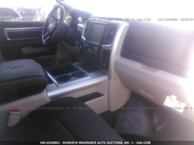 3C63RRHL0EG245851 - 2014 RAM 3500 SLT WHITE photo 5