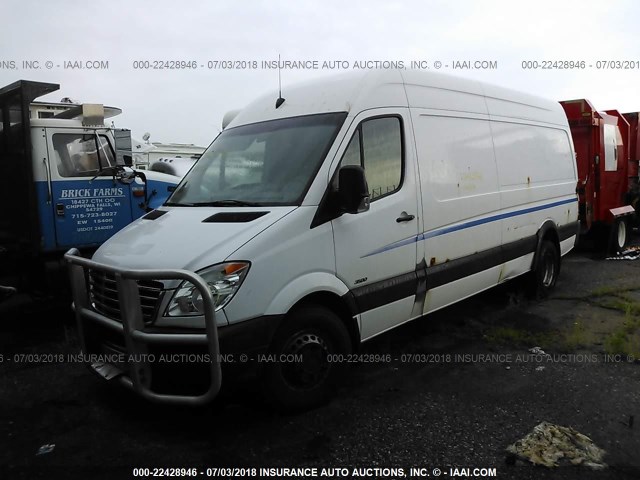 WDYPF1CC3B5521216 - 2011 FREIGHTLINER 3500 SPRINTER 3500 WHITE photo 2