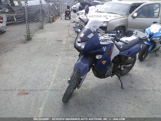 JKAKLEE149DA23234 - 2009 KAWASAKI KL650 E BLUE photo 2