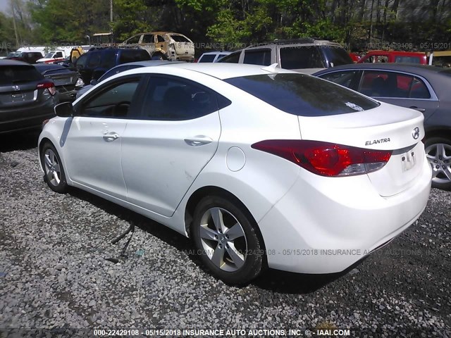 5NPDH4AE1DH331125 - 2013 HYUNDAI ELANTRA GLS/LIMITED WHITE photo 3