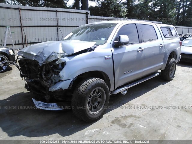 5TFEY5F15BX104263 - 2011 TOYOTA TUNDRA CREWMAX SR5 SILVER photo 2