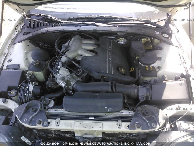 1LNHM86S62Y652765 - 2002 LINCOLN LS 金色 照片 10