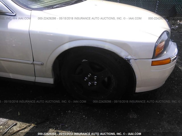 1LNHM86S62Y652765 - 2002 LINCOLN LS 金色 照片 6