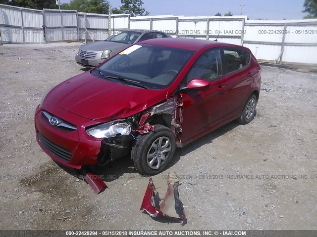 KMHCT5AE6CU043651 - 2012 HYUNDAI ACCENT GLS/GS RED photo 2