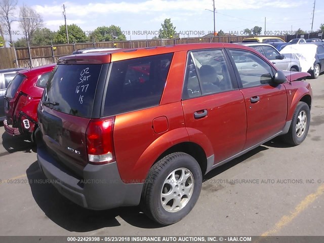 5GZCZ63B82S808668 - 2002 SATURN VUE RED photo 4