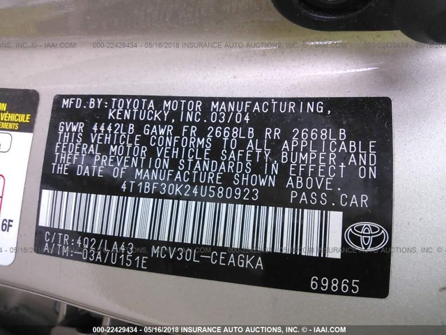 4T1BF30K24U580923 - 2004 TOYOTA CAMRY LE/XLE/SE თაფლისფერი ფოტო 9