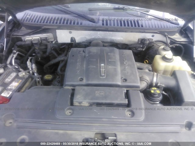 5LMFU28588LJ04393 - 2008 LINCOLN NAVIGATOR BLACK photo 10