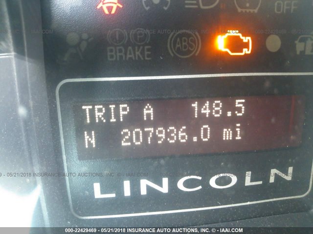 5LMFU28588LJ04393 - 2008 LINCOLN NAVIGATOR BLACK photo 7