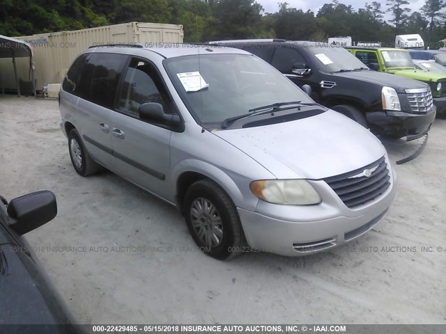 1A4GP45R26B733098 - 2006 CHRYSLER TOWN & COUNTRY  SILVER photo 1