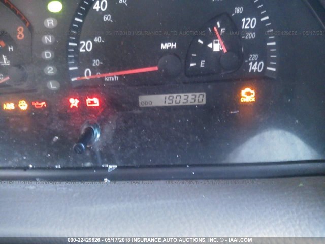 4T1BE32K72U547462 - 2002 TOYOTA CAMRY LE/XLE/SE ოქროსფერი ფოტო 7