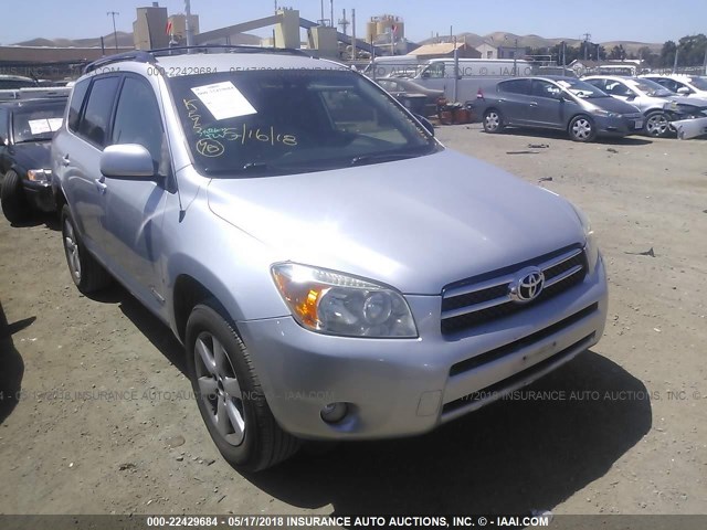 JTMBD31V686068398 - 2008 TOYOTA RAV4 LIMITED SILVER photo 1