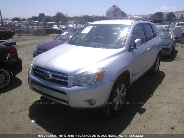 JTMBD31V686068398 - 2008 TOYOTA RAV4 LIMITED SILVER photo 2