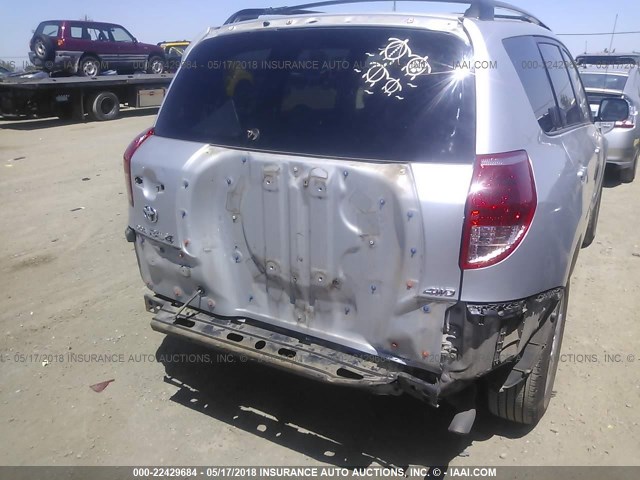 JTMBD31V686068398 - 2008 TOYOTA RAV4 LIMITED SILVER photo 6