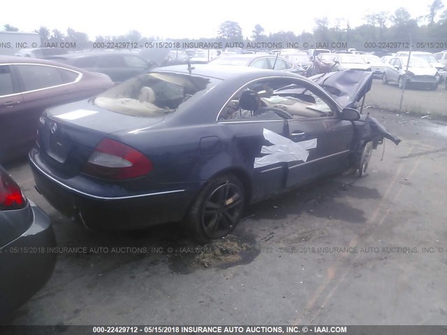 WDBTJ56HX7F211121 - 2007 MERCEDES-BENZ CLK 350 BLUE photo 4