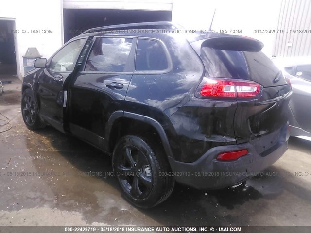 1C4PJLCB2JD540437 - 2018 JEEP CHEROKEE LATITUDE Czarny zdjęcie 3