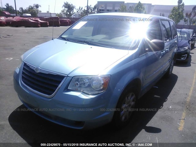 2A4RR4DE9AR315908 - 2010 CHRYSLER TOWN & COUNTRY LX Light Blue photo 2