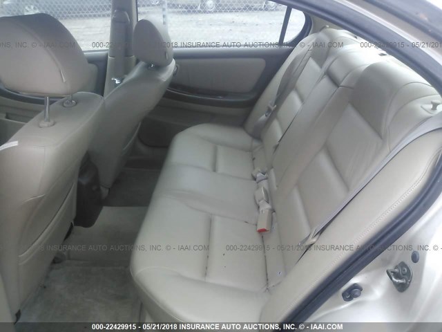 JN1DA31A62T002525 - 2002 NISSAN MAXIMA GLE/SE GOLD photo 8