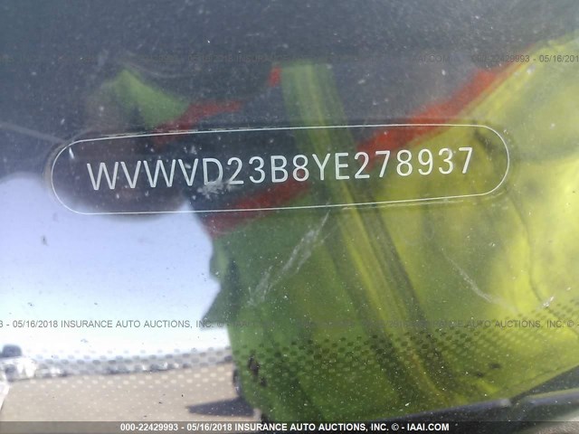 WVWVD23B8YE278937 - 2000 VOLKSWAGEN PASSAT GLX 银色 照片 9