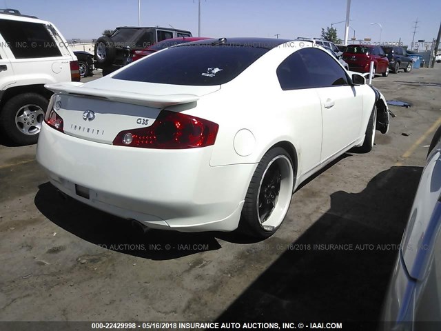 JNKCV54E45M418898 - 2005 INFINITI G35 WHITE photo 4