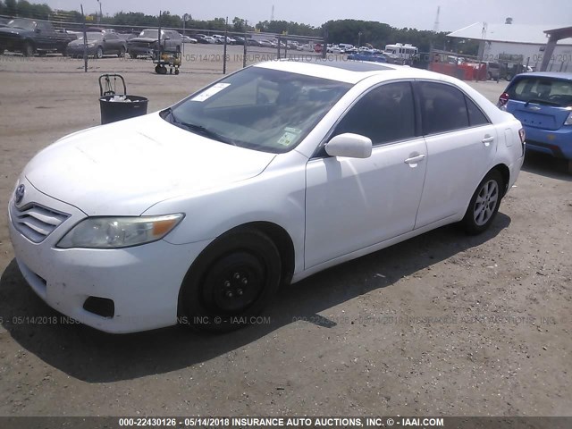 4T4BF3EKXAR065856 - 2010 TOYOTA CAMRY SE/LE/XLE 白色 照片 2
