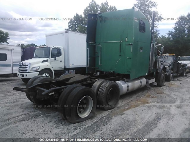 1FUJAHCG71LJ00937 - 2001 FREIGHTLINER CONVENTIONAL FLD120 GREEN photo 4