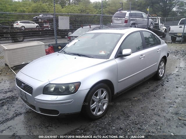 YV1MS382262193567 - 2006 VOLVO S40 2.4I SILVER photo 2