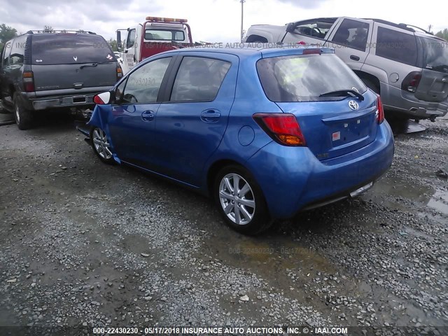 VNKKTUD31HA074570 - 2017 TOYOTA YARIS L/LE/SE BLUE photo 3