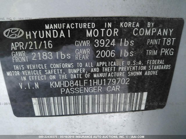 KMHD84LF1HU179702 - 2017 HYUNDAI ELANTRA SE/VALUE/LIMITED SILVER photo 9