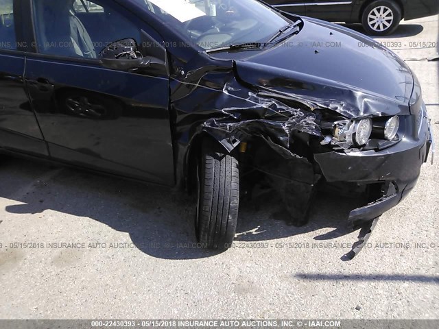 1G1JA5SH7D4115283 - 2013 CHEVROLET SONIC LS 黑色 照片 6