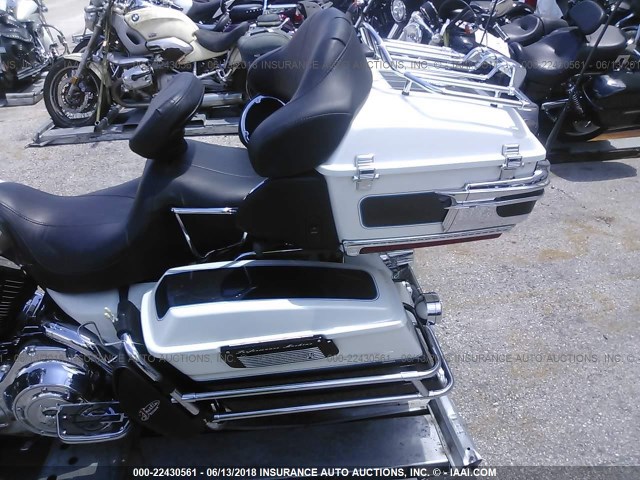 1HD1FC4138Y645812 - 2008 HARLEY-DAVIDSON FLHTCUI WHITE photo 6