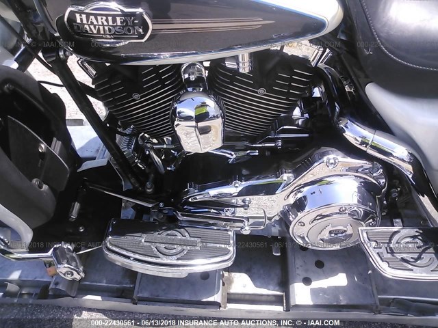 1HD1FC4138Y645812 - 2008 HARLEY-DAVIDSON FLHTCUI WHITE photo 9