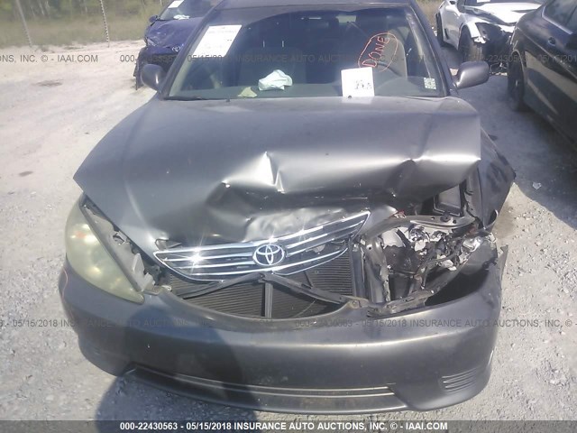 4T1BE32K75U612458 - 2005 TOYOTA CAMRY LE/XLE/SE ნაცრისფერი ფოტო 6